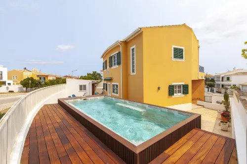 L 02 - Bedroom 2 Western Mos Guesthouse - 3 ดาว