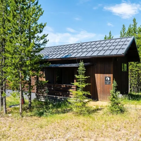 27 Lake Cabin