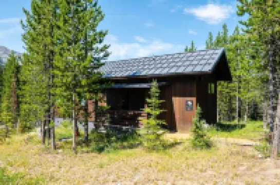 27 Lake Cabin by Moonlight Basin Lodging