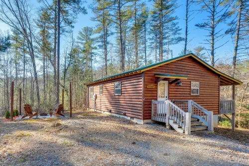 Secluded Family Cabin w/ Deck Near Cherokee Lake - Wifi