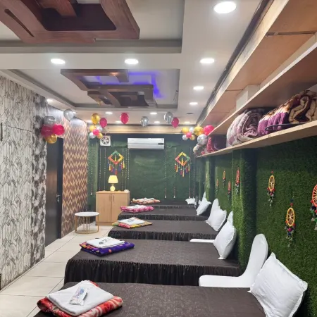 Hotel Bless Inn