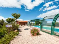Farmhouse in Marche with Panoramic Views - プール