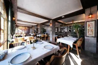 Assos Troy Port Hotel