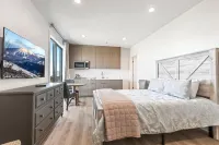 The Mason by Kbm