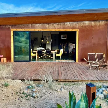 East Wind, unique house with majestic views