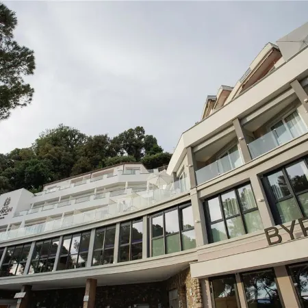 Hotel Byron