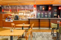 Courtyard Dallas Arlington South - Quầy bar
