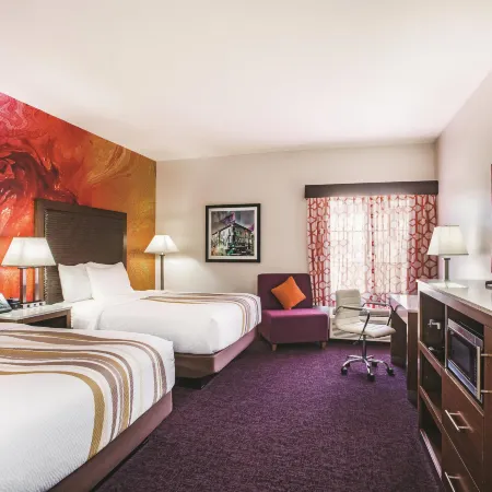 La Quinta Inn & Suites by Wyndham Chambersburg