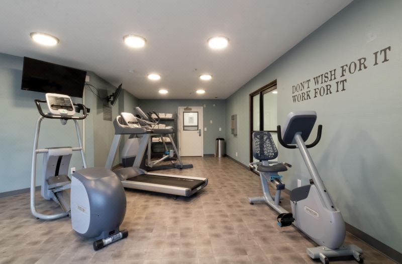 Oxford Suites Portland - Jantzen Beach photo 4