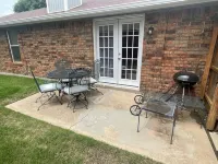 Aimee's Retreat on Robinson! Convenient to University of OK in Norman! - 2-Star