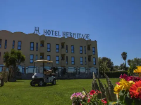 赫米蒂奇酒店 酒店