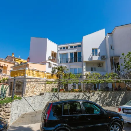 Apartments Bellamare