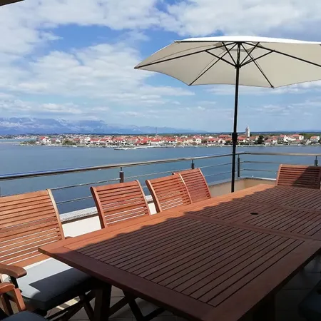Apartments Ljilja
