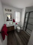 Red Farm Inn - Room 11 - Хоумстей