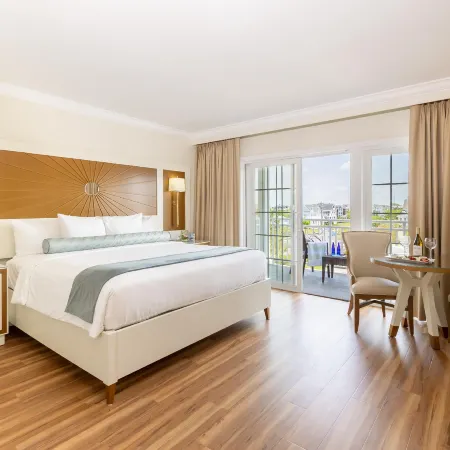 La Mer Beachfront Resort