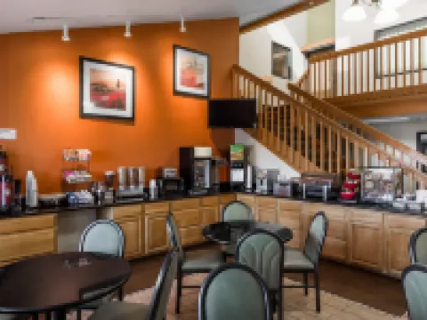 Ramada by Wyndham Platte City KCI Airport Hotels in Platte County