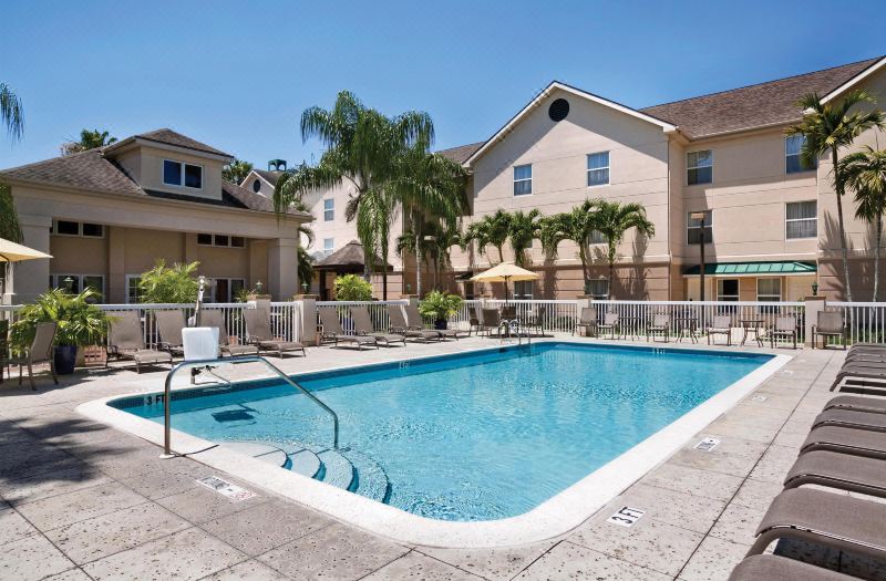 Homewood Suites by Hilton Fort Myers photo 2