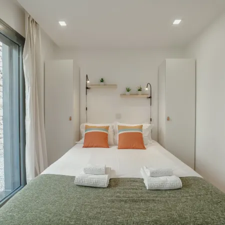 Courtyard Oporto Design Apartment L with Terrace