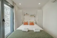 Courtyard Oporto Design Apartment L with Terrace
