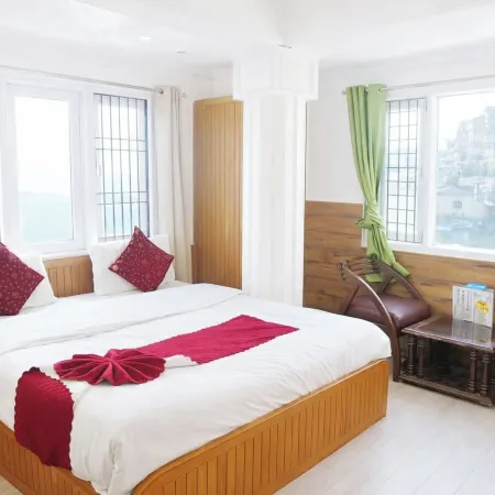 Premium Hotel A-P-S-A-R-A Grand Shimla
