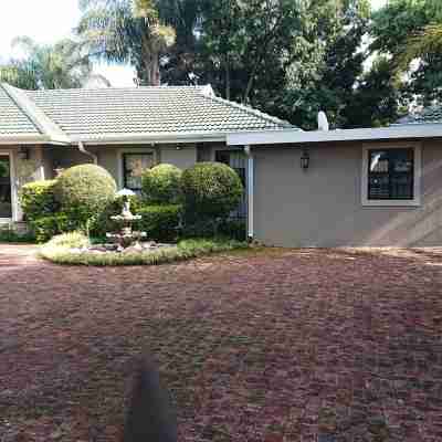 UNITAS GUESTHOUSE Hotel Exterior