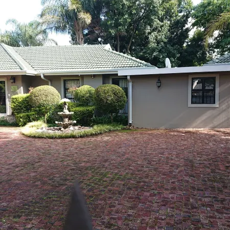 UNITAS GUESTHOUSE