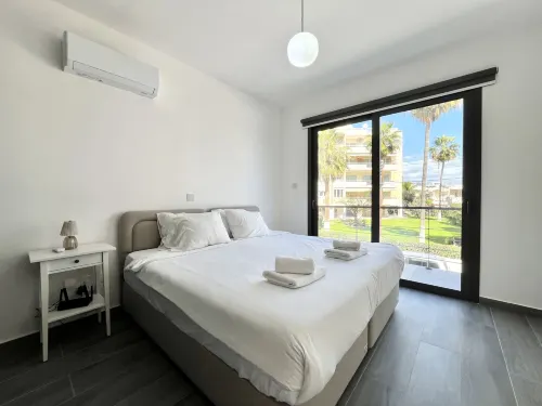 148 LIM - Stay Lumiere House