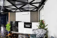 Classic with Balcony Viva Residency - บังกะโล