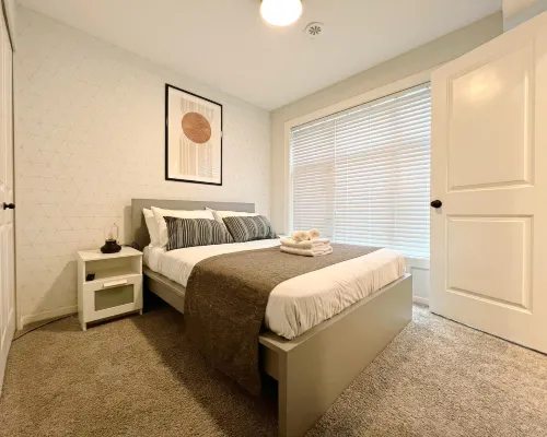 Private Room With Own Entrance Hotels in Guildford