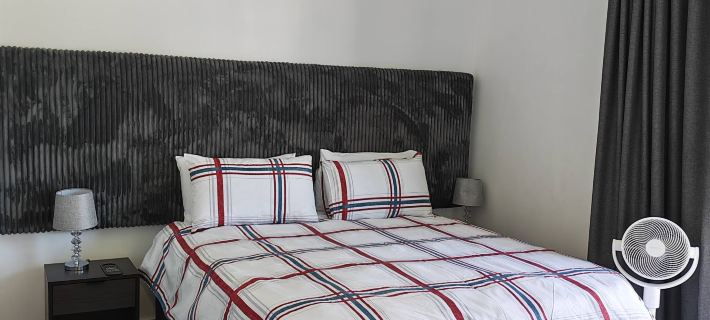 Double Patio Studio Room with En-suit Hotels in Bloubergstrand