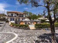Villa Etna Pool Seaview by Wonderful Italy Hotels in Belpasso