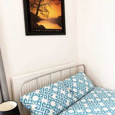 Premium Room in Wolverhampton City perfect for contractors & football fans