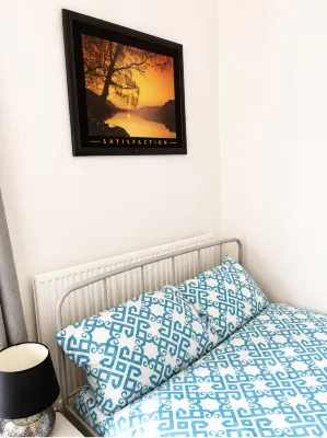 Premium Room in Wolverhampton City perfect for contractors & football fans - 2-Star
