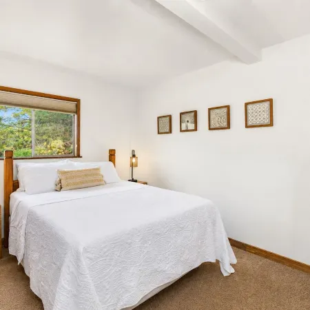 Trobele 3 Bedroom Home by NW Comfy Cabins by RedAwning