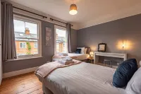Cosy Reading Home - Superfast WiFi, Private Garden
