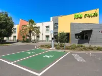 ibis Styles Catania Acireale - parking