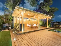 Lakefront Villa ·Tropical Backyard·Kayak·Cool Deck Hotels in Ojus