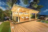 Lakefront Villa ·Tropical Backyard·Kayak·Cool Deck