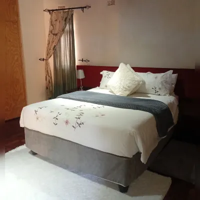 Green Oasis Lodges Hotels near Tsoko Garden