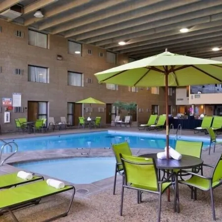 Best Western Plus Kelly Inn