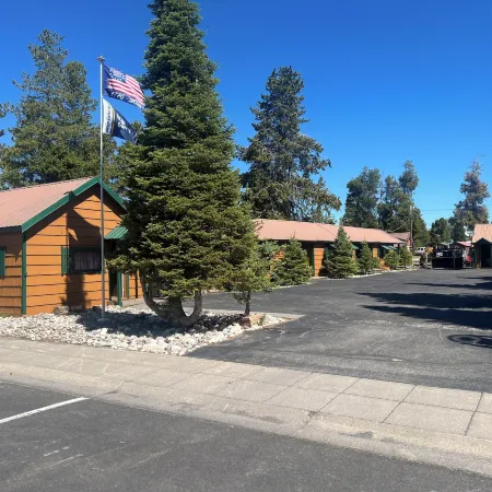 Pioneer Motel