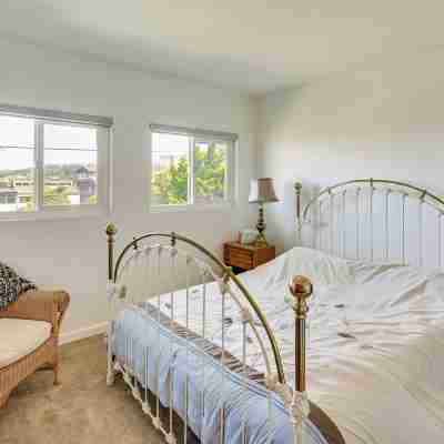 Walk to Moonstone Beach! PCH Getaway Rooms