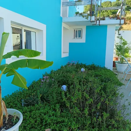 Tropicana Holiday Apartments