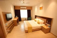 Aaria Beach Resort and Spa - Bed and Breakfasts
