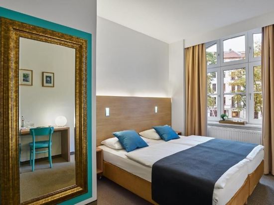 Hotel 38
