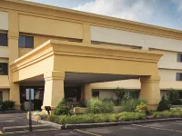 La Quinta Inn by Wyndham Auburn Worcester - Kæledyr tilladt