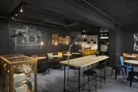 Zoom Hotel - Quầy bar