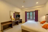 Hotel Mountain Hues Thekkady - New
