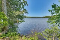 Waterfront Escape on Caribou Lake: Dock + Fire Pit - Parkering