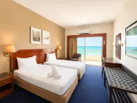 Rainbow Paradise with Beach in Tanjung Bungah - 4 ดาว
